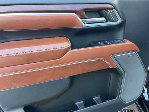 Used 2024 GMC Sierra 2500 Denali Ultimate w/ Max Trailering Package image 23