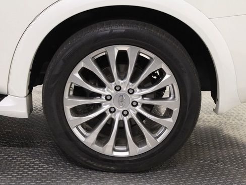 Used 2016 INFINITI QX80 4WD w/ 22" Wheel Package image 14
