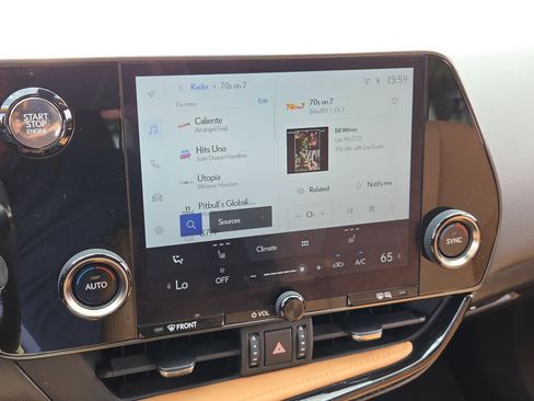 Used 2023 Lexus NX 250 FWD w/ Towing Package (2000 Lbs) image 24