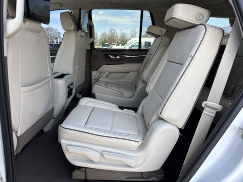 Used 2021 GMC Yukon Denali image 34