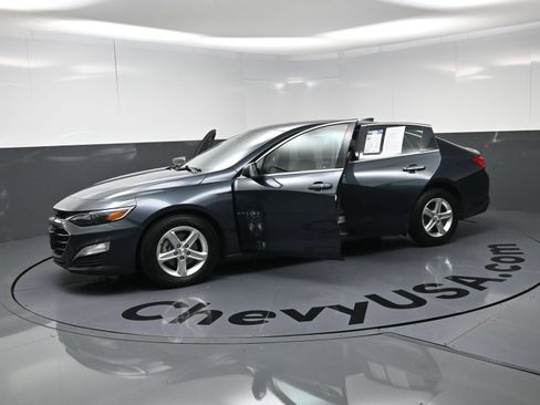 Used 2020 Chevrolet Malibu LS FWD image 21