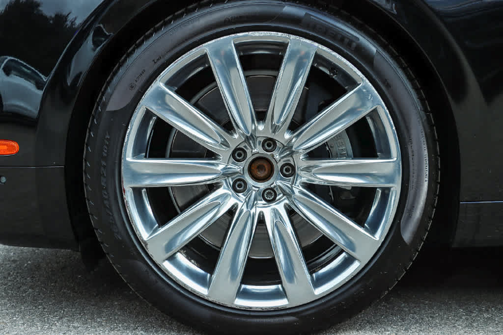 Used 2018 Bentley Flying Spur V8 AWD/4WD image 11