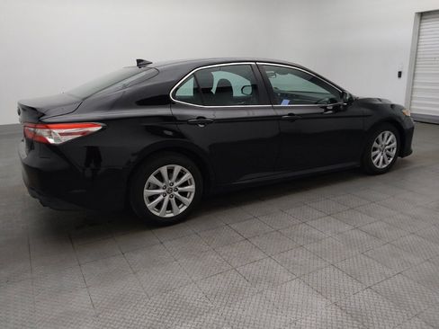 Used 2020 Toyota Camry LE FWD image 10