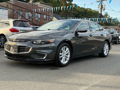 Used 2017 Chevrolet Malibu LT