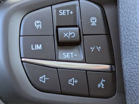 New 2025 Ford Ranger Lariat w/ Black Appearance Package image 25