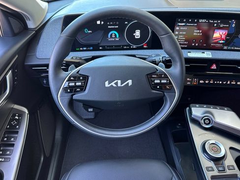 Used 2023 Kia EV6 Wind AWD/4WD image 14