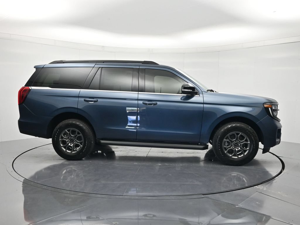 New 2027 Ford Expedition Active RWD image 4