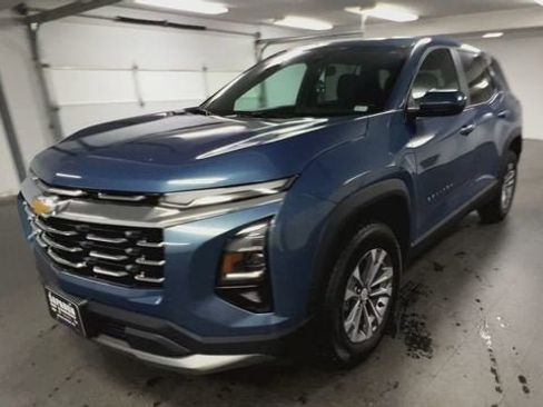Certified 2025 Chevrolet Equinox LT AWD/4WD image 4