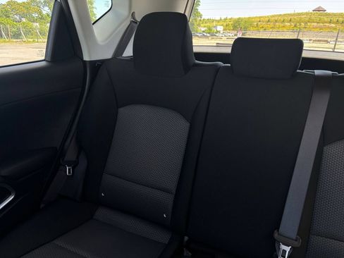 Used 2025 Kia Soul LX w/ LX Technology Package FWD image 34