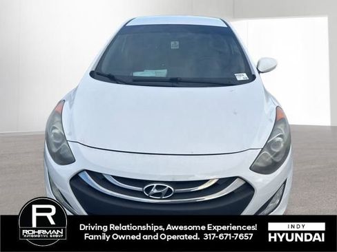 Used 2013 Hyundai Elantra GT image 2