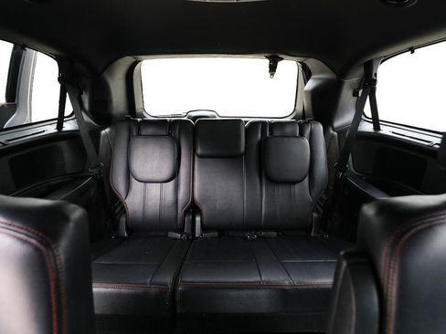 Used 2017 Dodge Grand Caravan GT FWD image 25