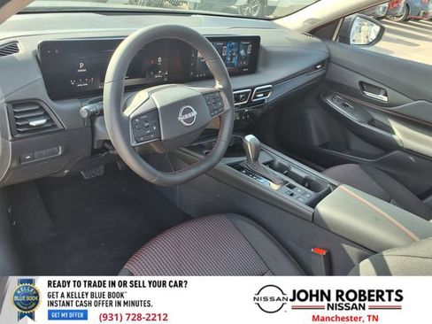 New 2026 Nissan Sentra SR w/ Floor Mat Package FWD image 4