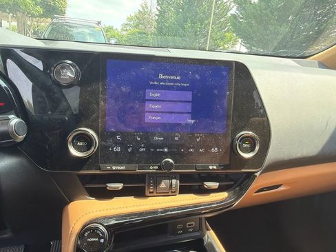 Certified 2025 Lexus NX 250 AWD w/ Accessory Package (2T) image 34