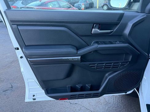 New 2025 Toyota Tacoma TRD Off-Road image 8