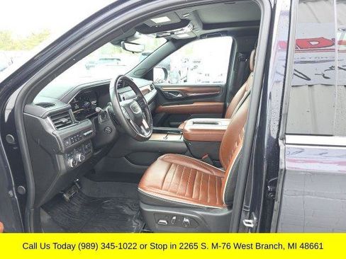 Used 2024 GMC Yukon XL Denali Ultimate w/ LPO, Floor Liner Package AWD/4WD image 13