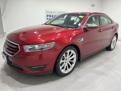 Used 2018 Ford Taurus Limited image 4