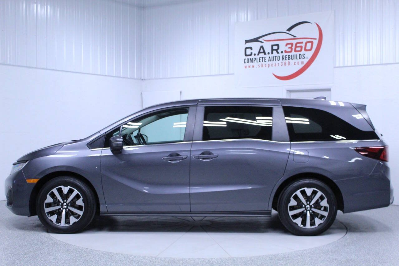 Used 2025 Honda Odyssey EX-L image 3
