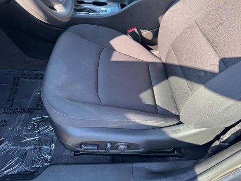 Used 2023 Chevrolet Malibu LT FWD image 14