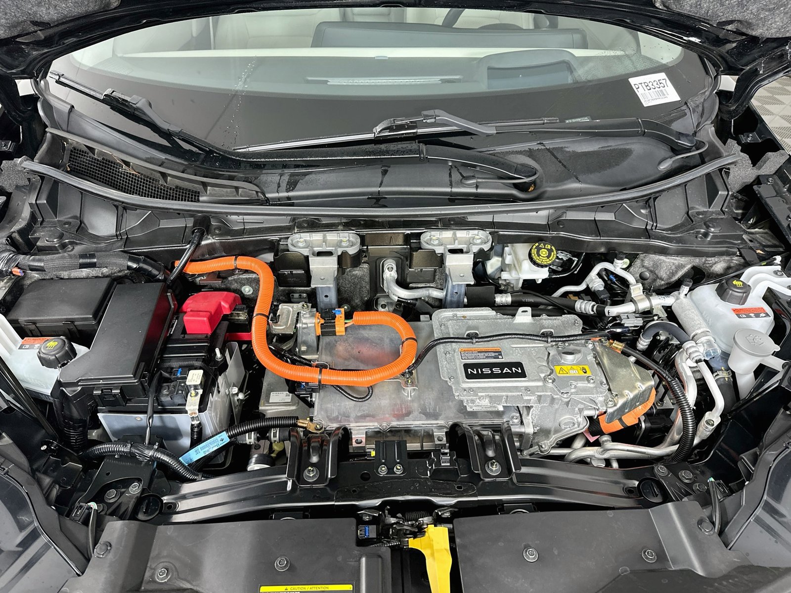 Used 2024 Nissan Ariya FWD image 31