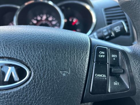 Used 2013 Kia Sorento LX w/ Convenience Pkg image 20