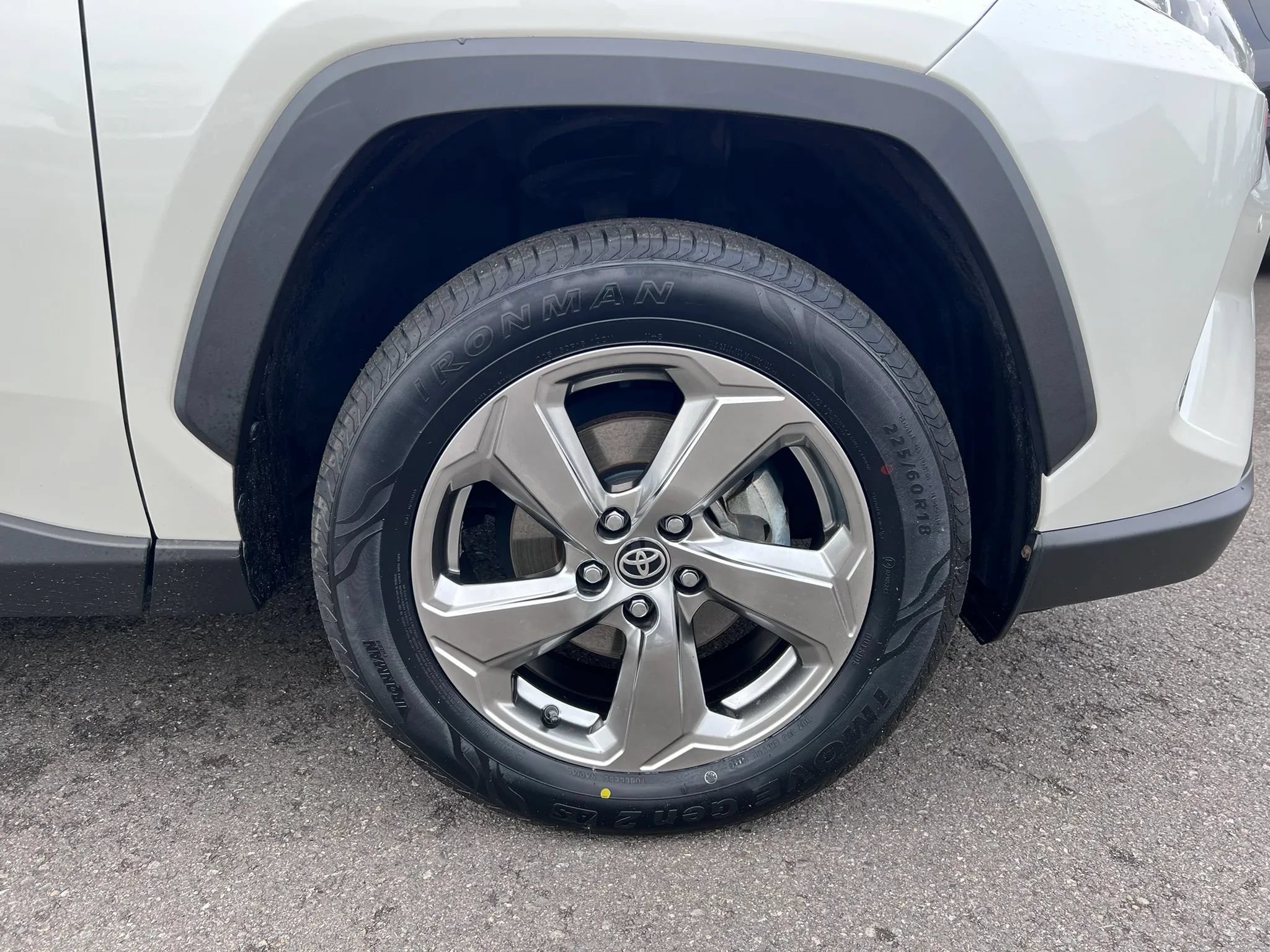 Used 2020 Toyota RAV4 Limited w/ All Weather Liner Package AWD/4WD image 12