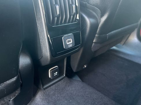 Used 2026 Jeep Compass Limited image 35