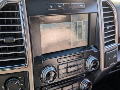 Used 2015 Ford F150 Platinum w/ Equipment Group 701A Luxury image 26