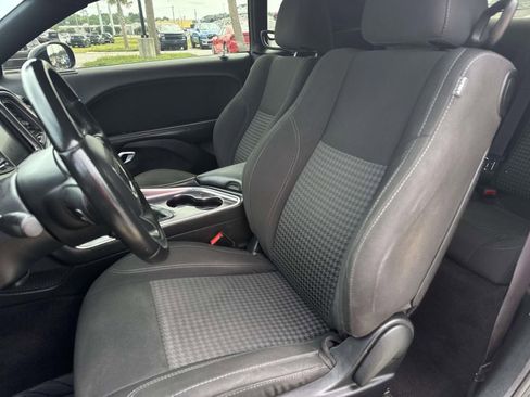Used 2016 Dodge Challenger R/T w/ Blacktop Package RWD image 15
