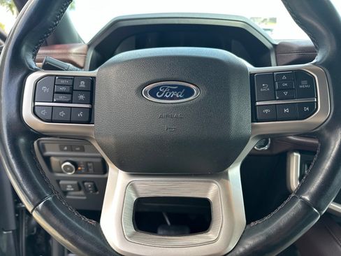 Used 2024 Ford Expedition Limited RWD image 27