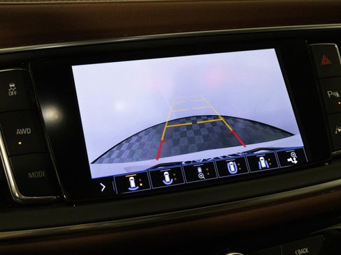 Used 2020 Buick Enclave Avenir w/ Avenir Technology Package image 7