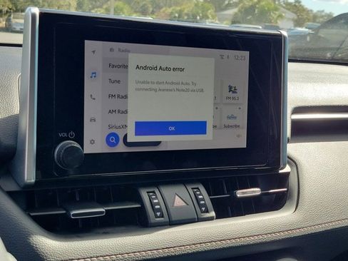 Used 2023 Toyota RAV4 XLE Premium image 24