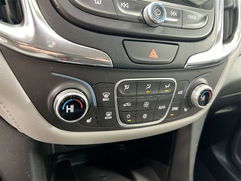 Used 2020 Chevrolet Equinox Premier image 14