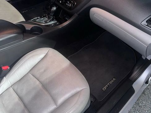 Used 2013 Kia Optima EX w/ Premium Pkg image 23