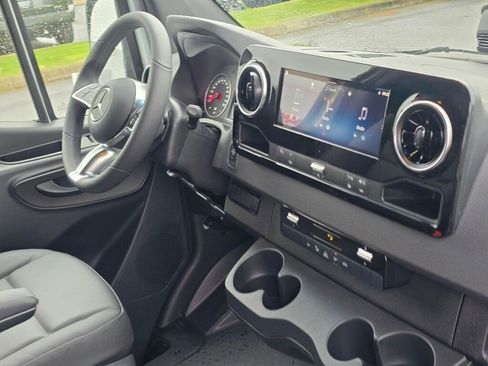 New 2026 Mercedes-Benz Sprinter 144 Cargo image 20