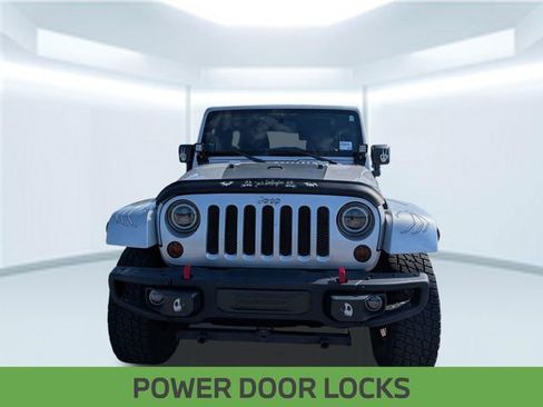 Used 2012 Jeep Wrangler Unlimited Sahara AWD/4WD image 10