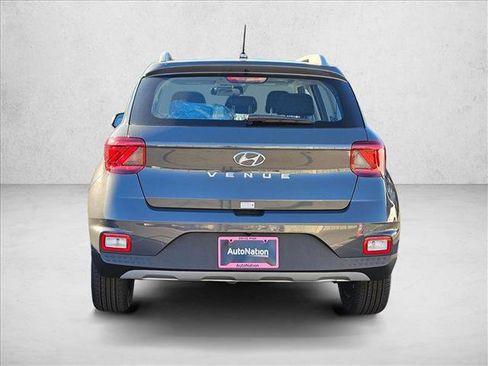 New 2026 Hyundai Venue SEL image 9