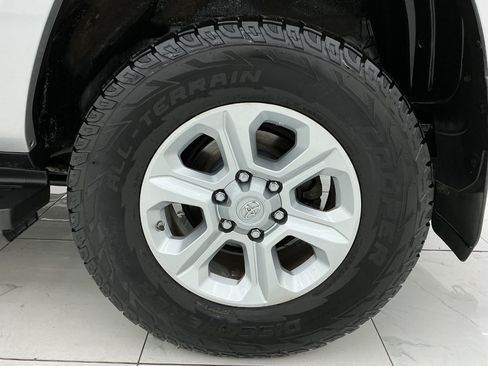 Used 2016 Toyota 4Runner SR5 Premium AWD/4WD image 48