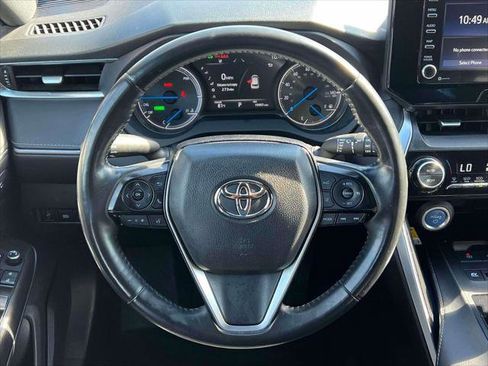 Certified 2021 Toyota Venza XLE w/ Softex Package image 14