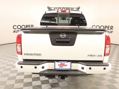 Used 2017 Nissan Frontier PRO-4X w/ Pro-4x Luxury Package image 23