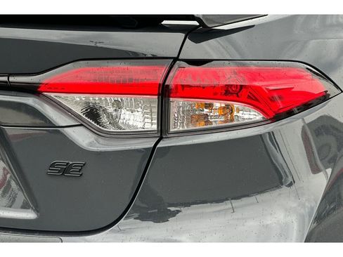 New 2026 Toyota Corolla SE image 28