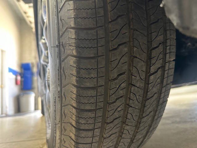 Used 2014 Honda CR-V LX image 9