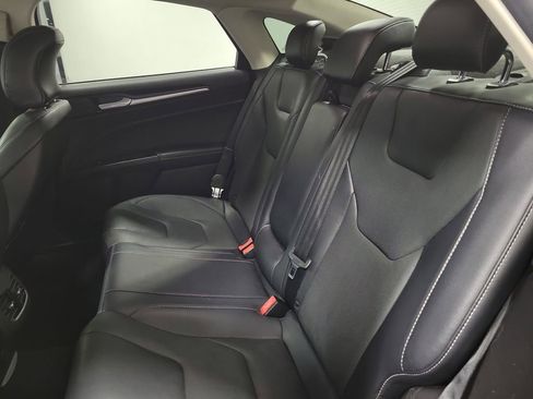 Used 2019 Ford Fusion Titanium image 20