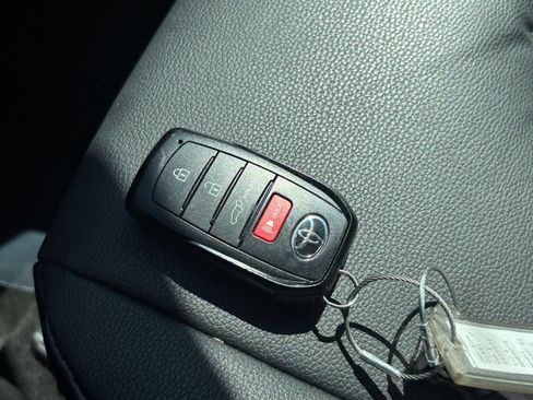 Used 2025 Toyota Grand Highlander FWD image 18