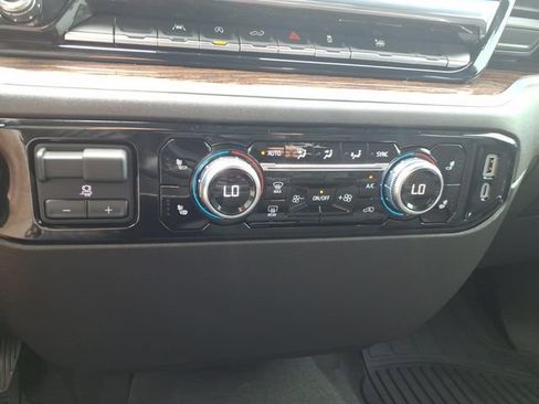 Used 2025 GMC Sierra 1500 Elevation RWD image 28