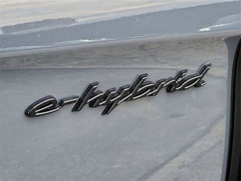 New 2026 Porsche Panamera 4 E-Hybrid image 27
