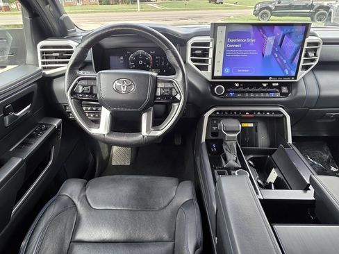 Used 2022 Toyota Tundra Platinum image 18