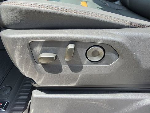 New 2026 GMC Sierra 1500 AT4 w/ AT4 Premium Package AWD/4WD image 19