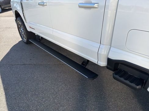 New 2026 Ford F250 Platinum w/ Platinum Plus Package image 17