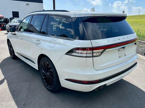 Used 2023 Lincoln Aviator Reserve w/ Equipment Group 201A RWD image 7