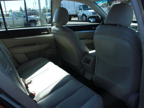 Used 2013 Subaru Outback 2.5i image 14